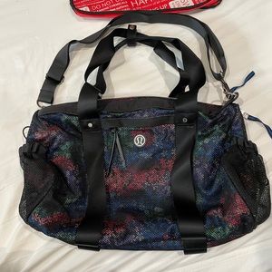 Lululemon Run On Duffel Bag